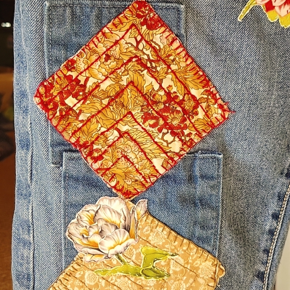 HAND CRAFTED Jeans UPCYCLED Blue Denim Patchwork Bird Floral Applique Size 10 - Picture 13 of 17